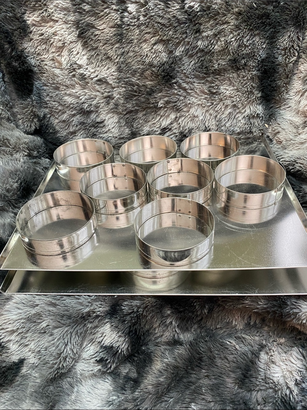 2 Vintage Chef Bordeau 8-Piece Tin Plated English Muffin Rings and trays - Picture 9 of 16